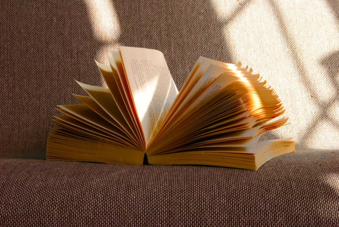 book pages turning
